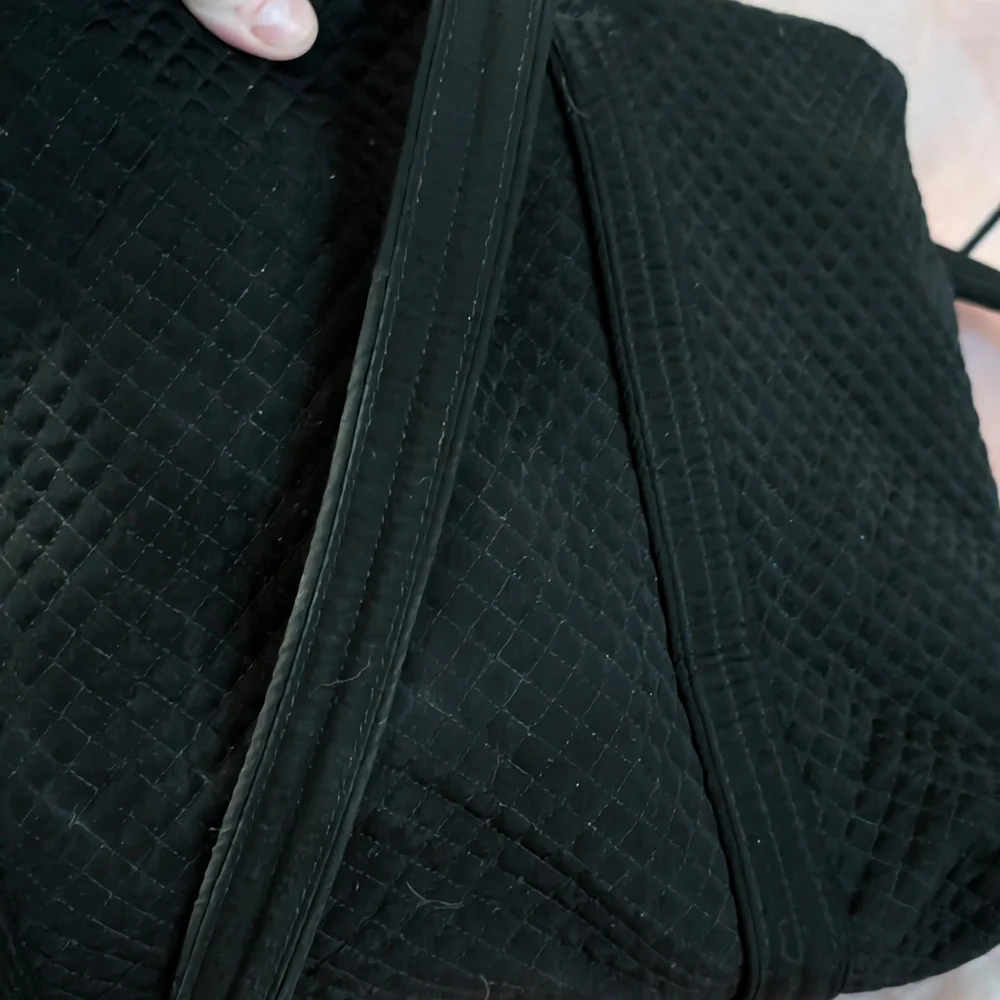 Black Quilted Tote Bag Vera Bradley Tote - Picture 7 of 7